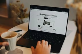 Advantages of Investing in Real Estate or Stocks